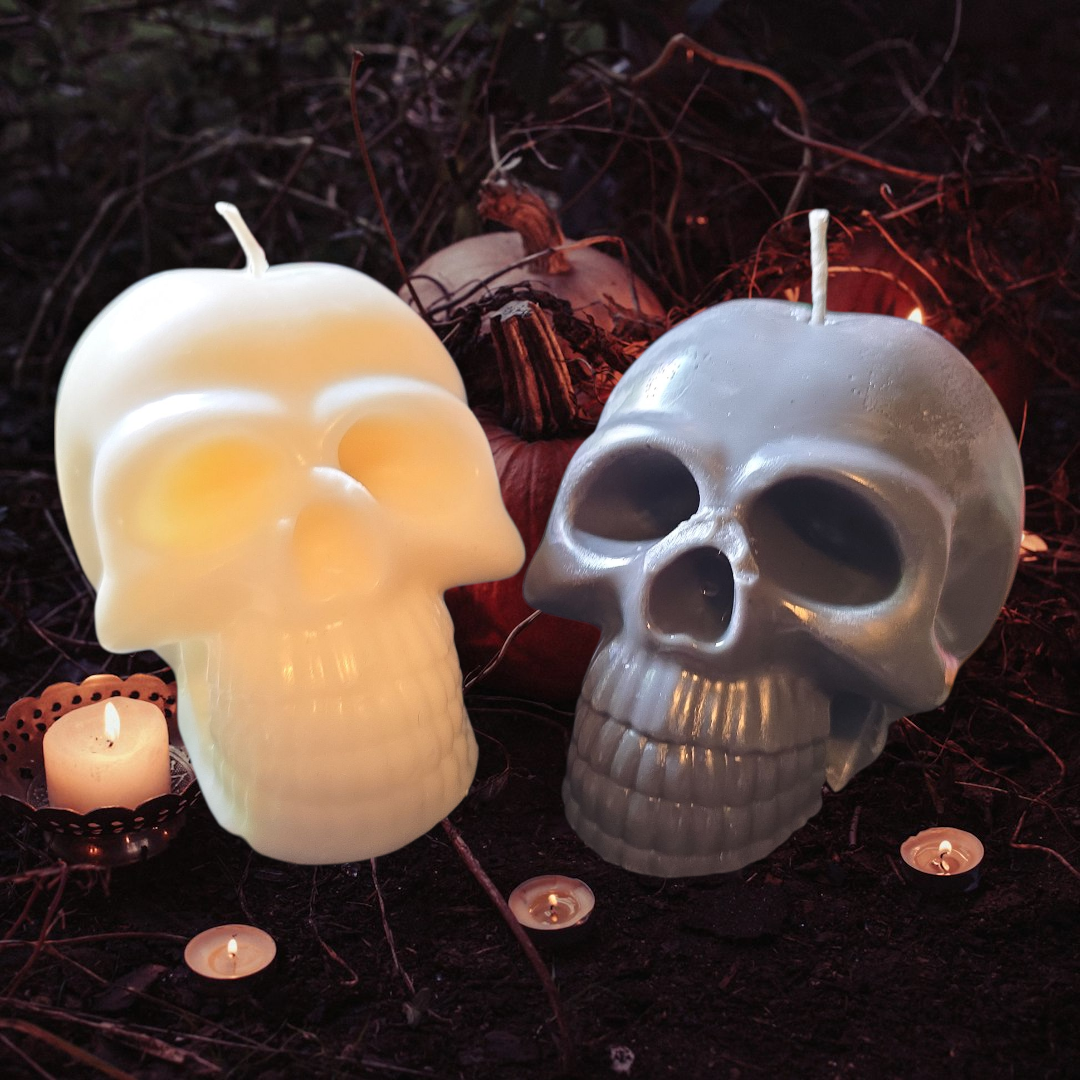 Detailed skull candle design - Día de los Muertos