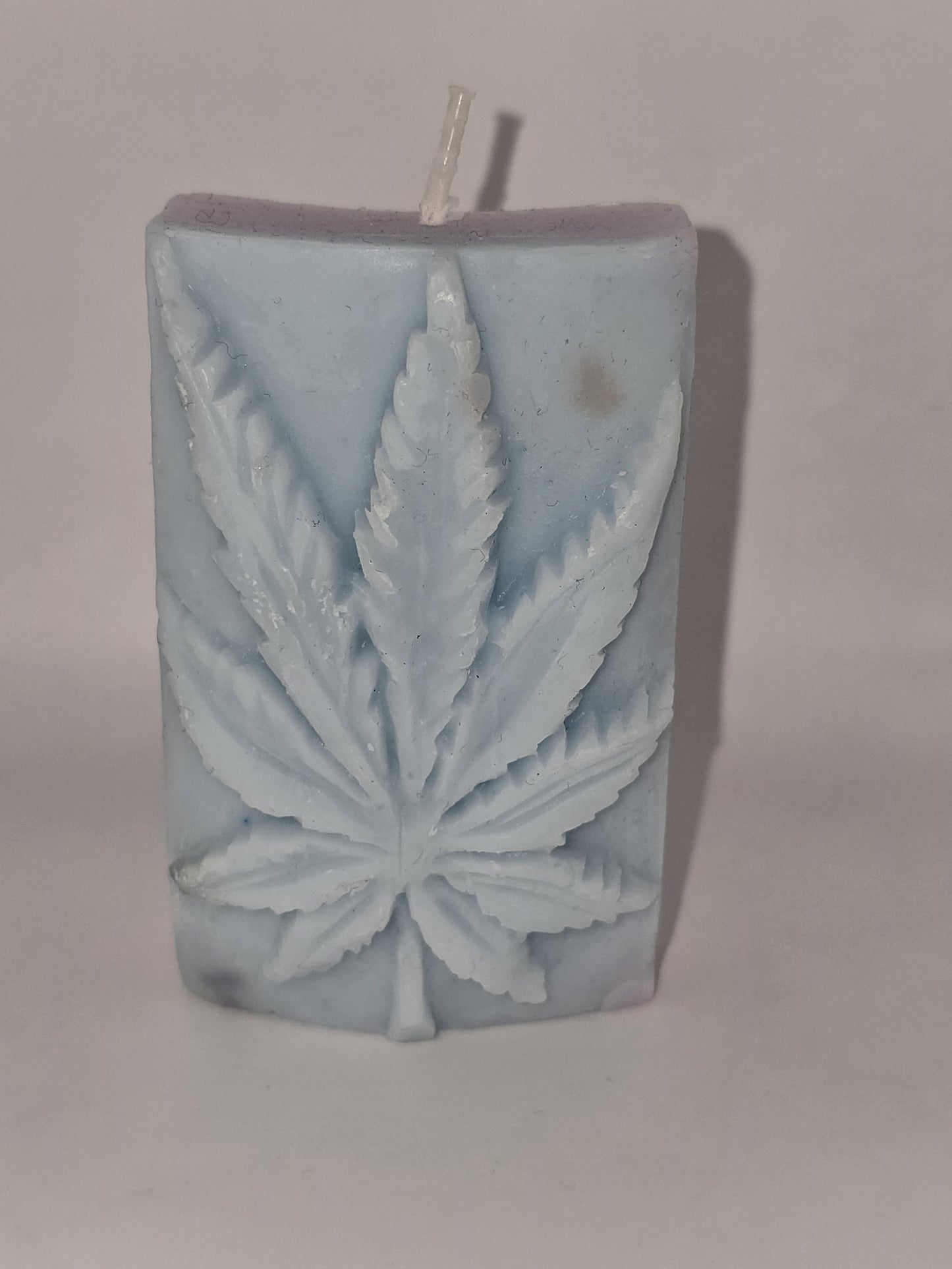 Hemp Leaf Aromatherapy Candles